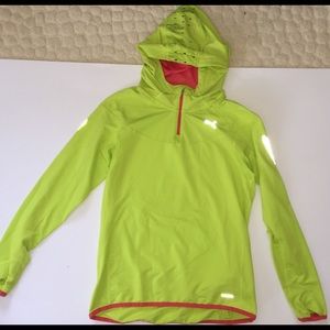 Athletic running long sleeve