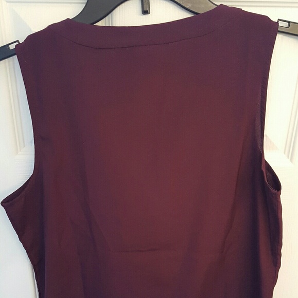 Banana Republic Garnet Pin Tuck Blouse - Picture 3 of 4