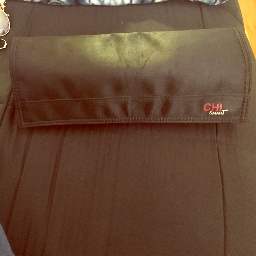 Chi travel size hair straightener