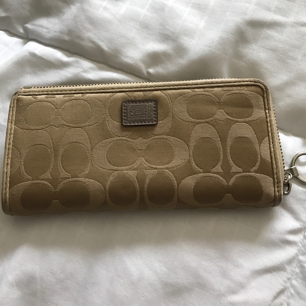 Coach wallet