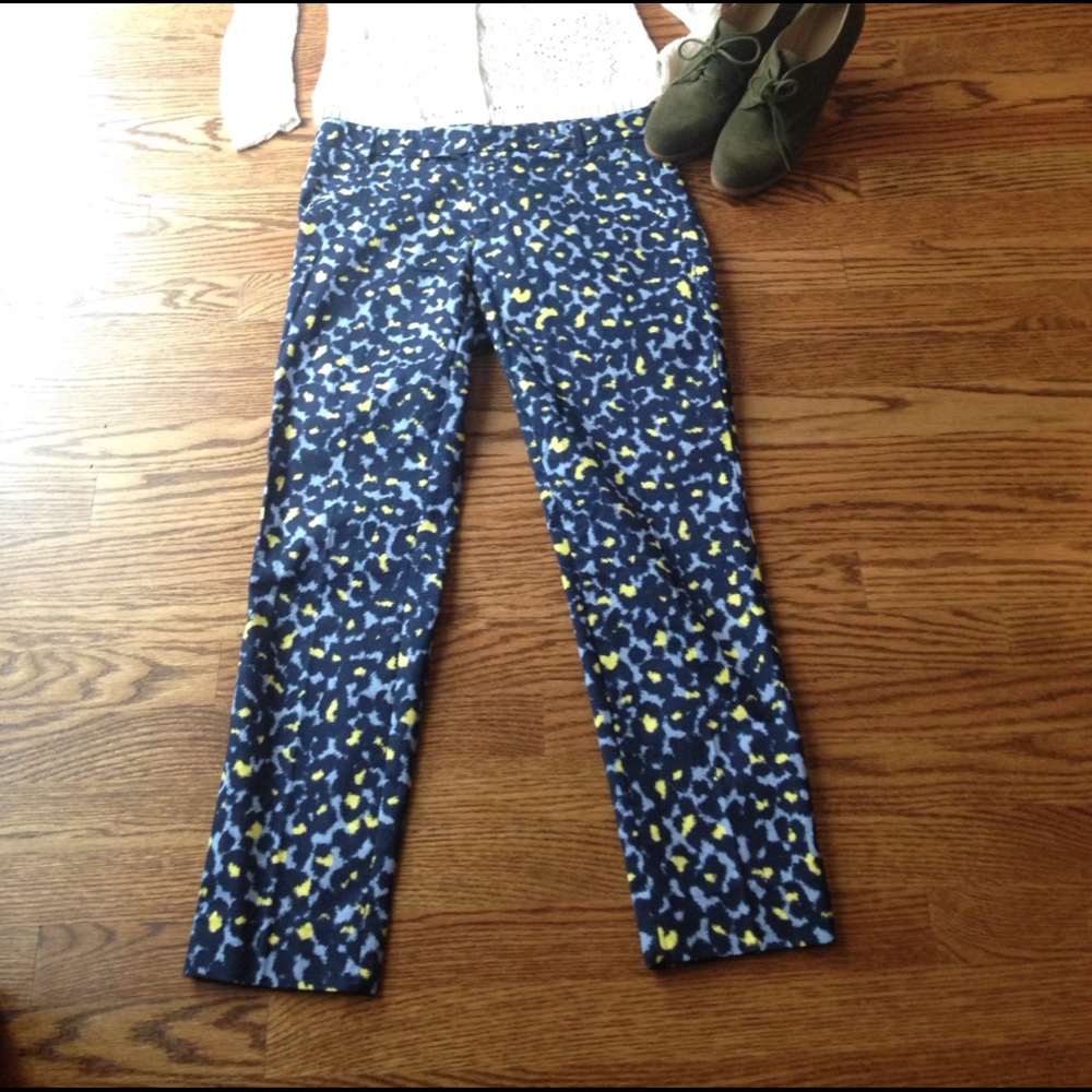 GAP Slim Cropped Cheetah Pants size 2