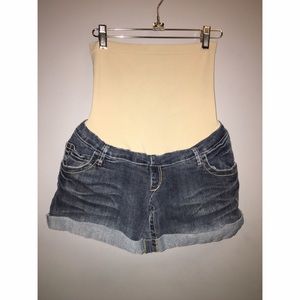 Shorts - Wallflower Denim Maternity Jean shorts Sz Large Shorts - Wallflower Denim Maternity Jean shorts Sz Large
