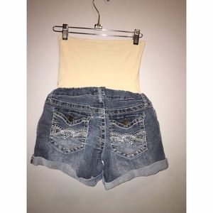 Shorts - Wallflower Denim Maternity Jean shorts Sz Large Shorts - Wallflower Denim Maternity Jean shorts Sz Large