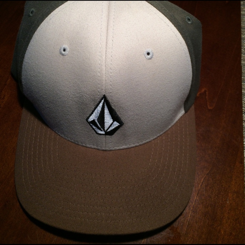 Volcome men's full stone heather flex fit hat