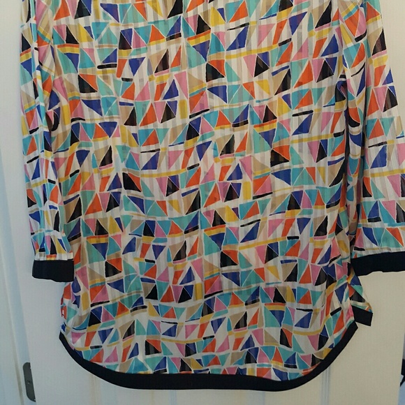 Colorful 3/4 Length Sleeve Blouse - Picture 3 of 3