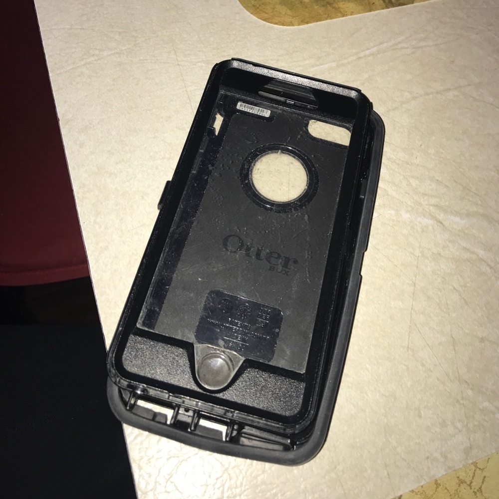 Good condition otterbox case for phone 6