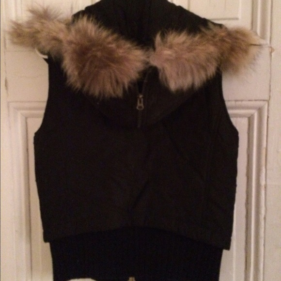 ECHO RED down vest - Picture 6 of 13