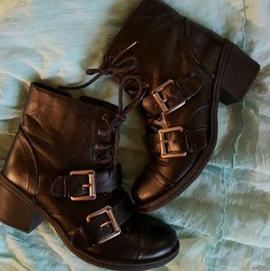 Pink and Pepper Brand sz.6 Black booties