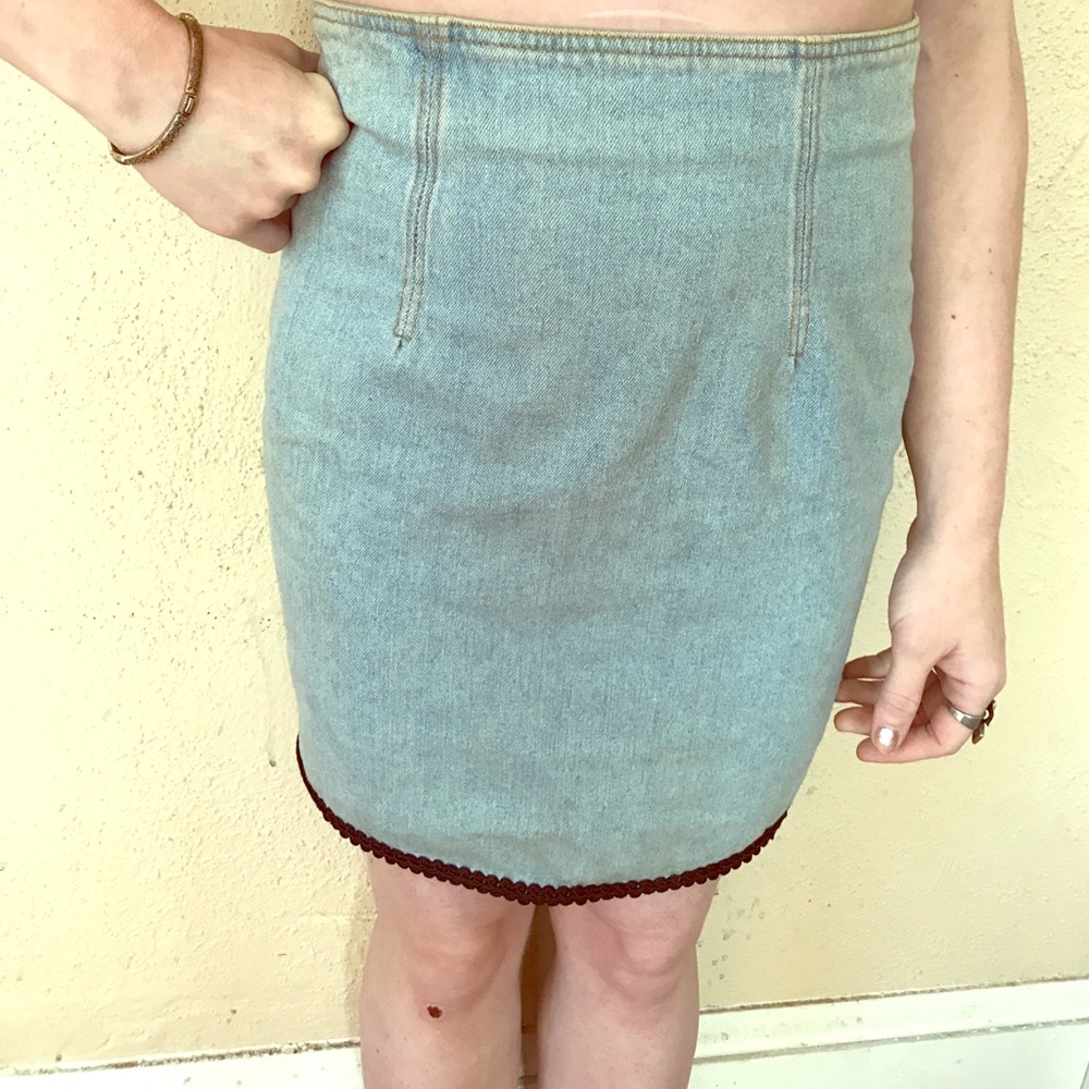 Express jean skirt