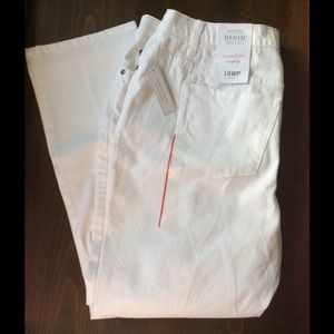 NWT CJ Banks Plus  white stretch denim jeans 16WP