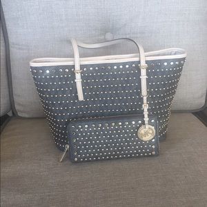 Michael Kors Studs tote and wallet