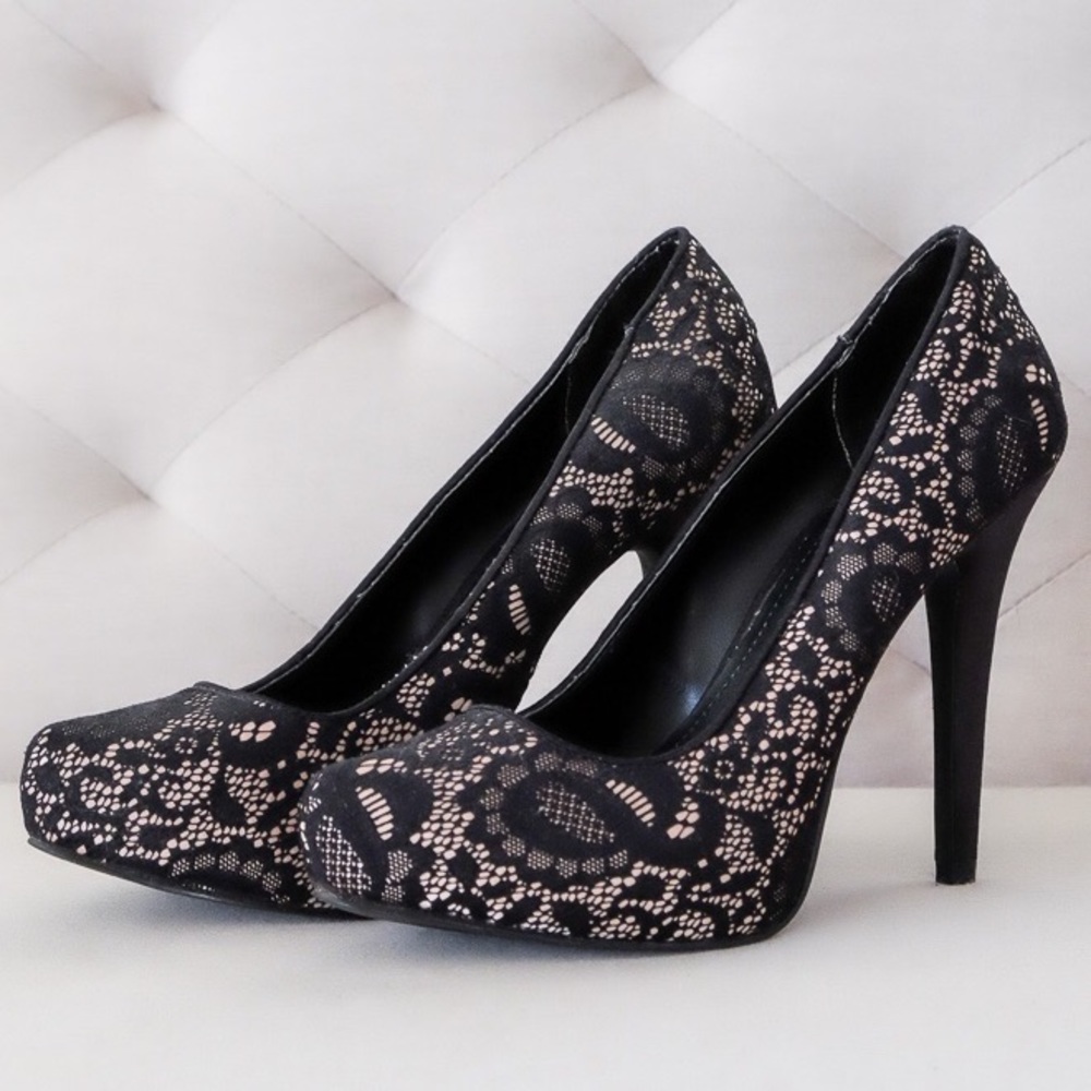 Express Black and Nude Lace Pumps - Size 9