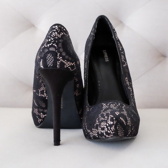 Express Black and Nude Lace Pumps - Size 9 - Picture 2 of 5