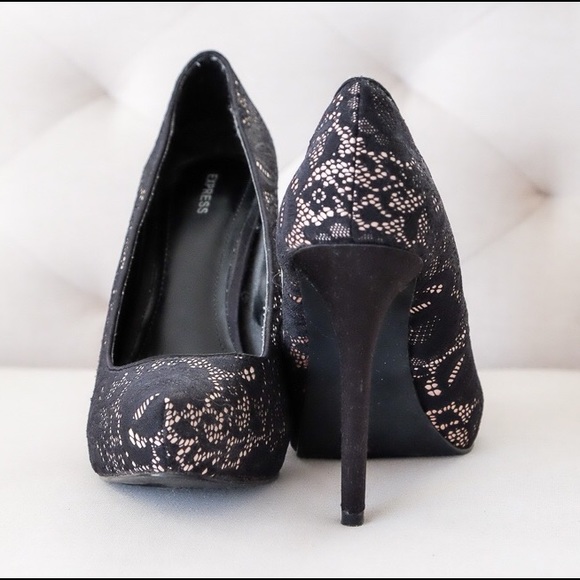 Express Black and Nude Lace Pumps - Size 9 - Picture 3 of 5