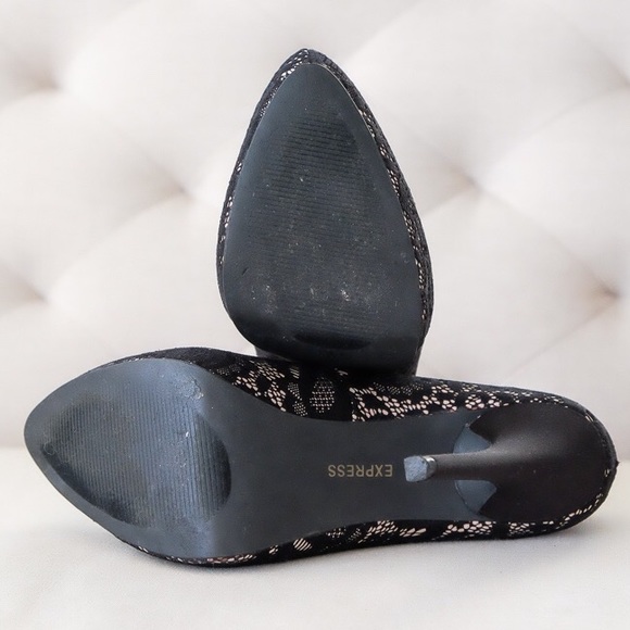 Express Black and Nude Lace Pumps - Size 9 - Picture 4 of 5