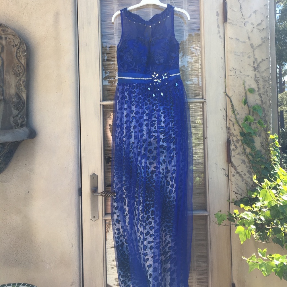 Blue prom dress