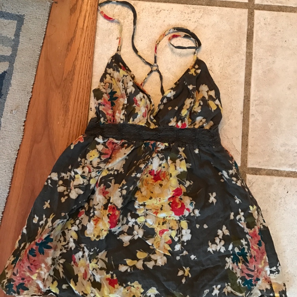 Ruehl Flowy Floral Tank