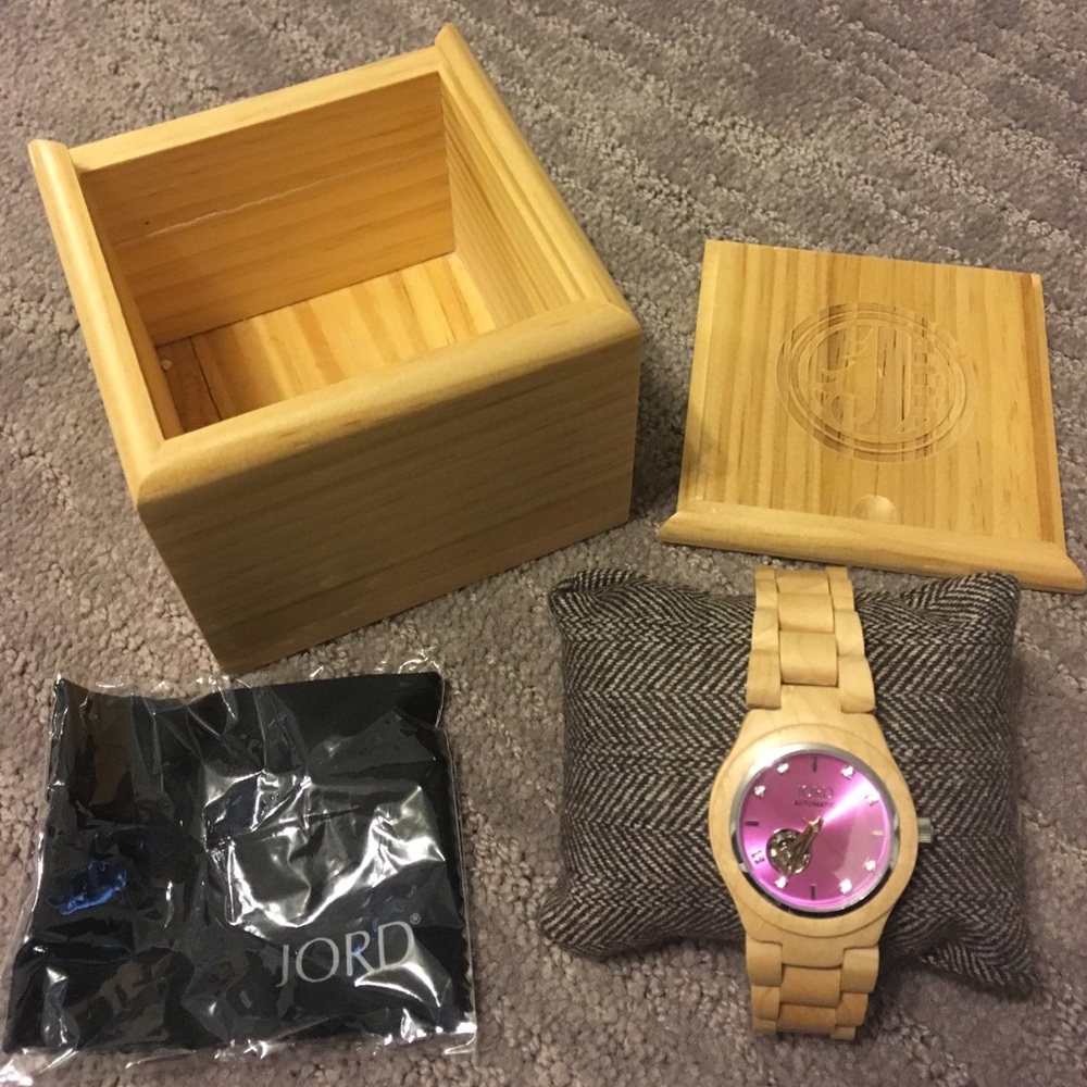 NWOT Women's Jord watch