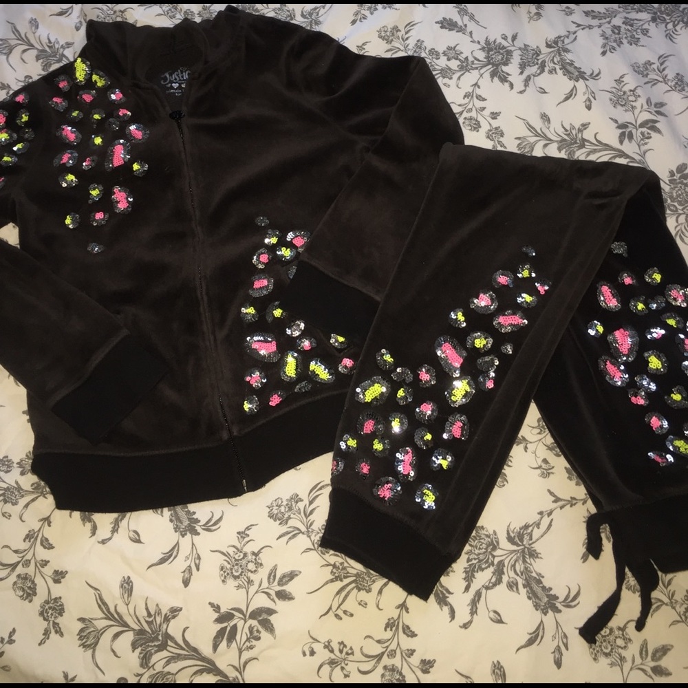 JUSTICE SWEATSUIT SET