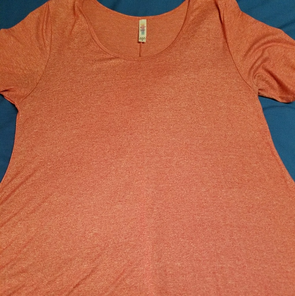 LulaRoe Perfect T - Medium