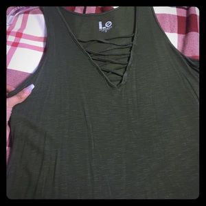 Olive green cross tank 💚