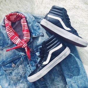 Vans Sk8 Hi Leather Skate Shoe