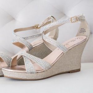 De Blossom Collection embellished wedges