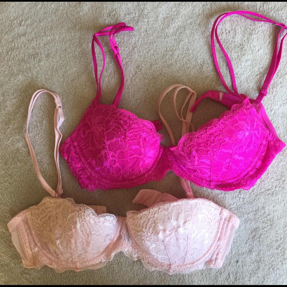 Set of two VS Pink lacy bras Sz 32B