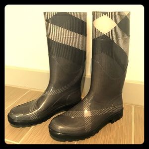 Authentic Grey Burberry Rainboots