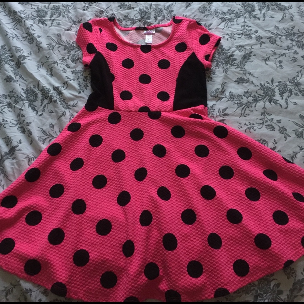 Pink cotton spring dress with tie back