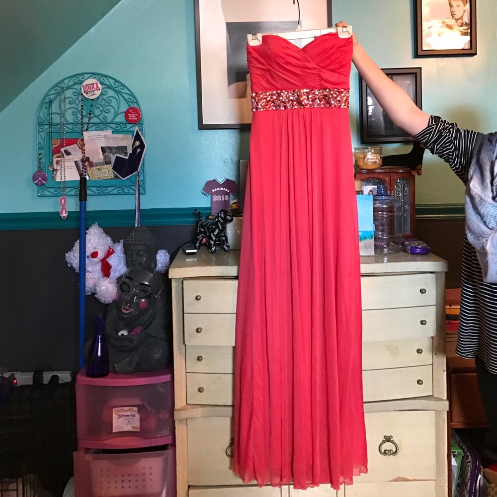 🚨prom dress with rhinestones