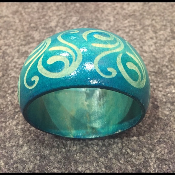 Buy 1 get 1 FREE! Blue wooden bangle - Picture 2 of 4