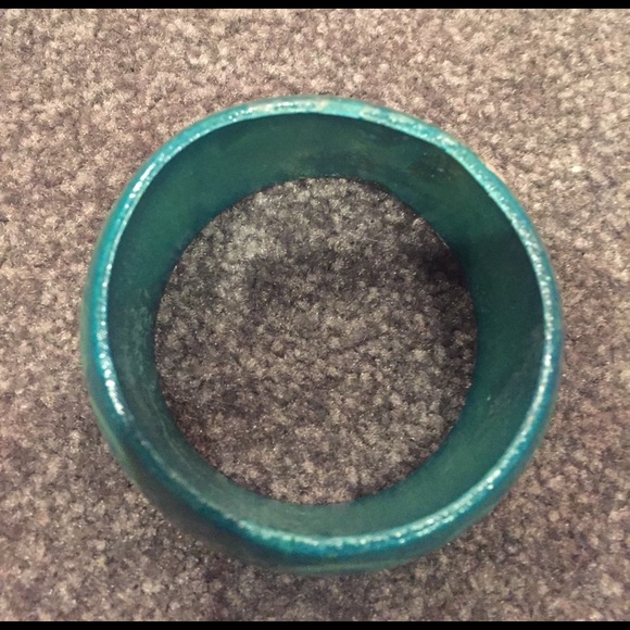 Buy 1 get 1 FREE! Blue wooden bangle - Picture 3 of 4