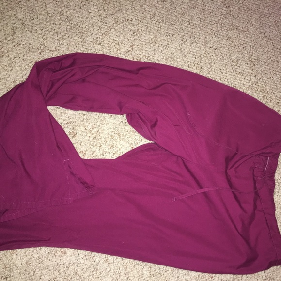 Women's maroon scrub pants - Picture 1 of 4