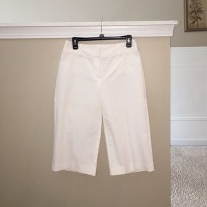 Nine & Company white capris