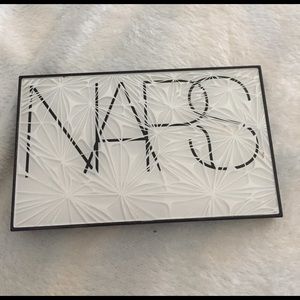NARS virtual domination blush palette