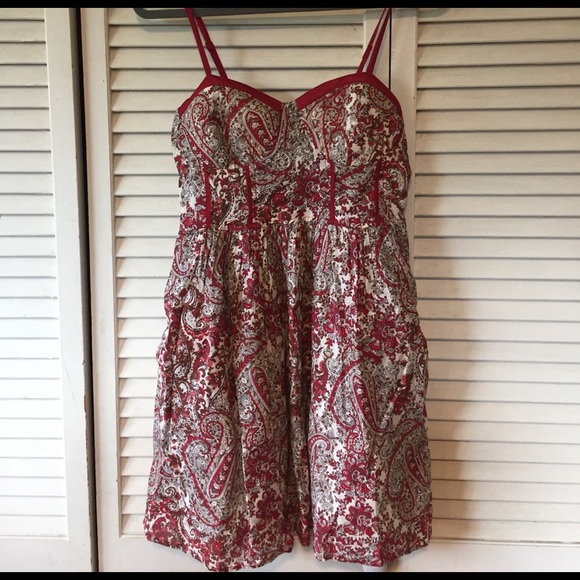 Band of Gypsies Dresses & Skirts - Cute dress perfect for summer ☀️