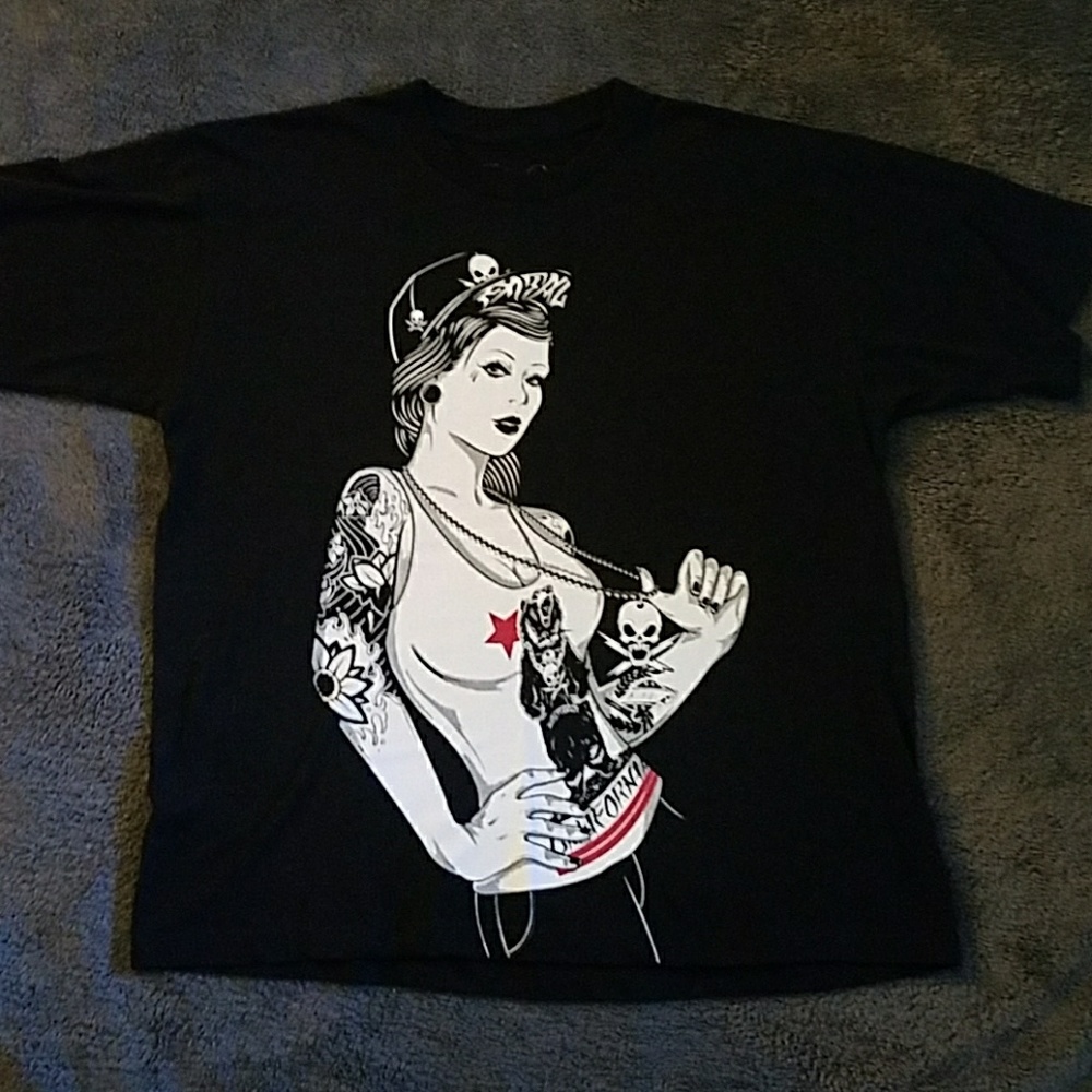 Fatal tee
