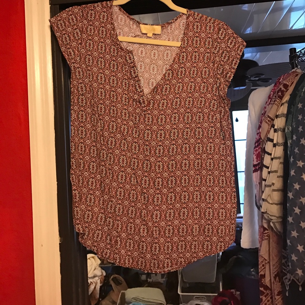 Lucy & Laurel top