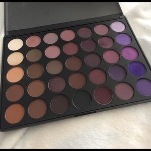 Morphe 35P eyeshadow palette