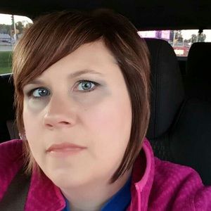 Meet your Posher, Cassie