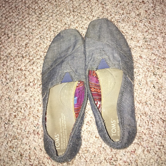 TOMS blue shoes - Picture 1 of 5