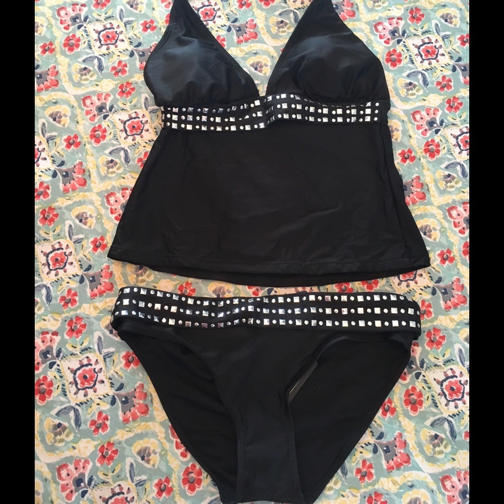 2pc Black tankini w fold over bottom - Picture 1 of 7