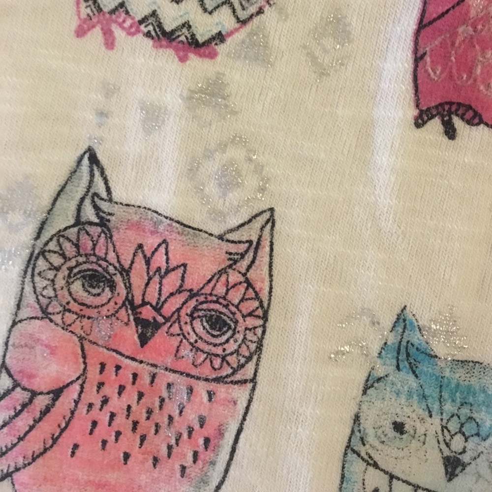 Kids top. - Picture 3 of 3