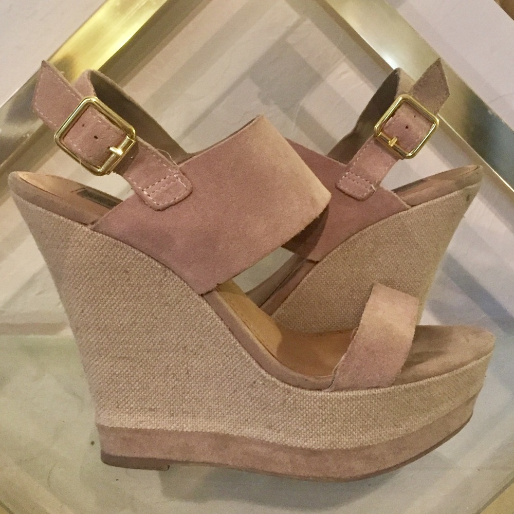 Steve Madden suede nude wedges