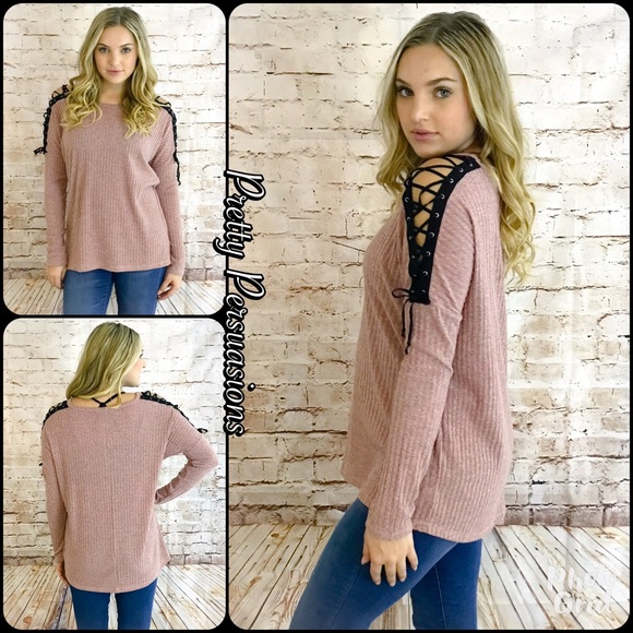 SALE🎉NWT Mauve Lace Up Shoulders Long Sleeve Top - Picture 4 of 8