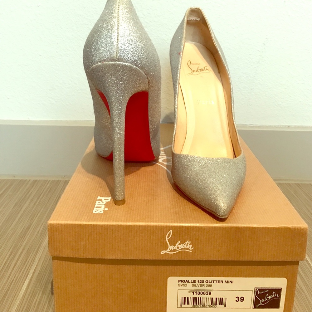 CHRISTIAN LOUBOUTIN PIGALLE 120