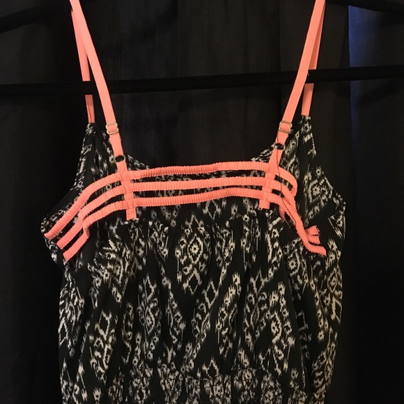 Romper - Picture 2 of 3