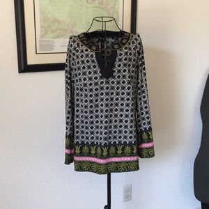 Nicole By Nicole Miller Black & Patterned Tunic.