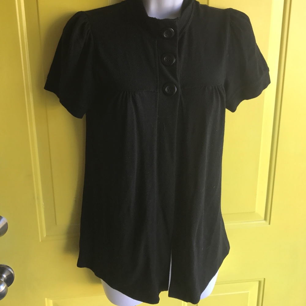 Black eyelash short sleeve three button cardigan